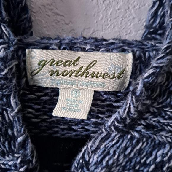 Great Northwest Clothing Company Blue Sweatshirt - Picture 4 of 6